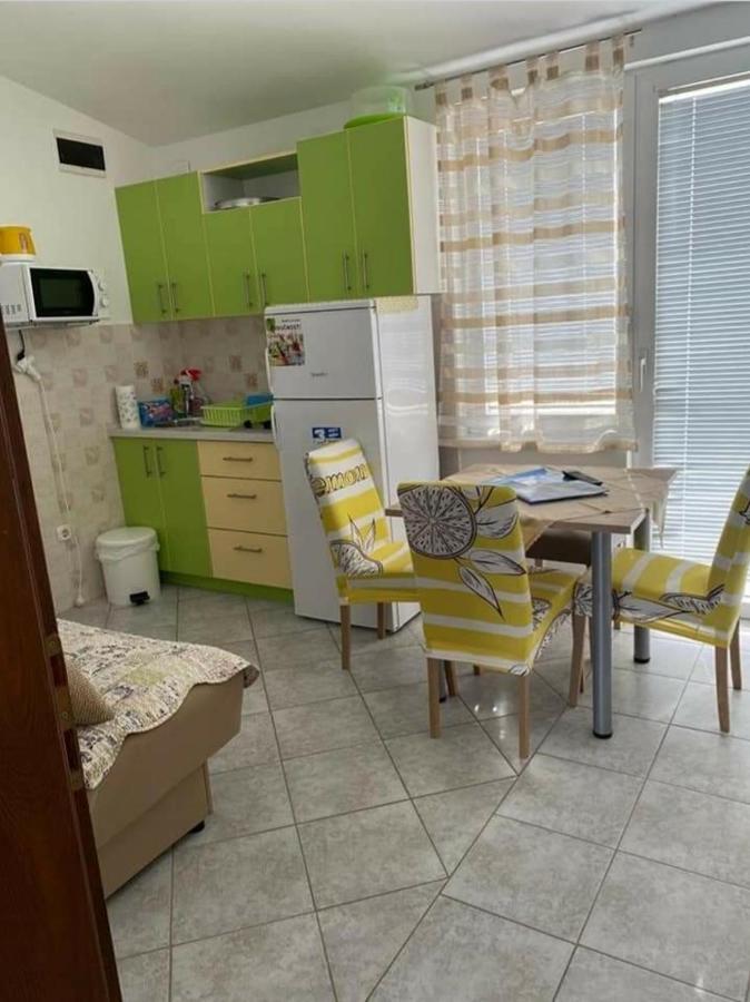 N.N Apartment Vir Exterior photo