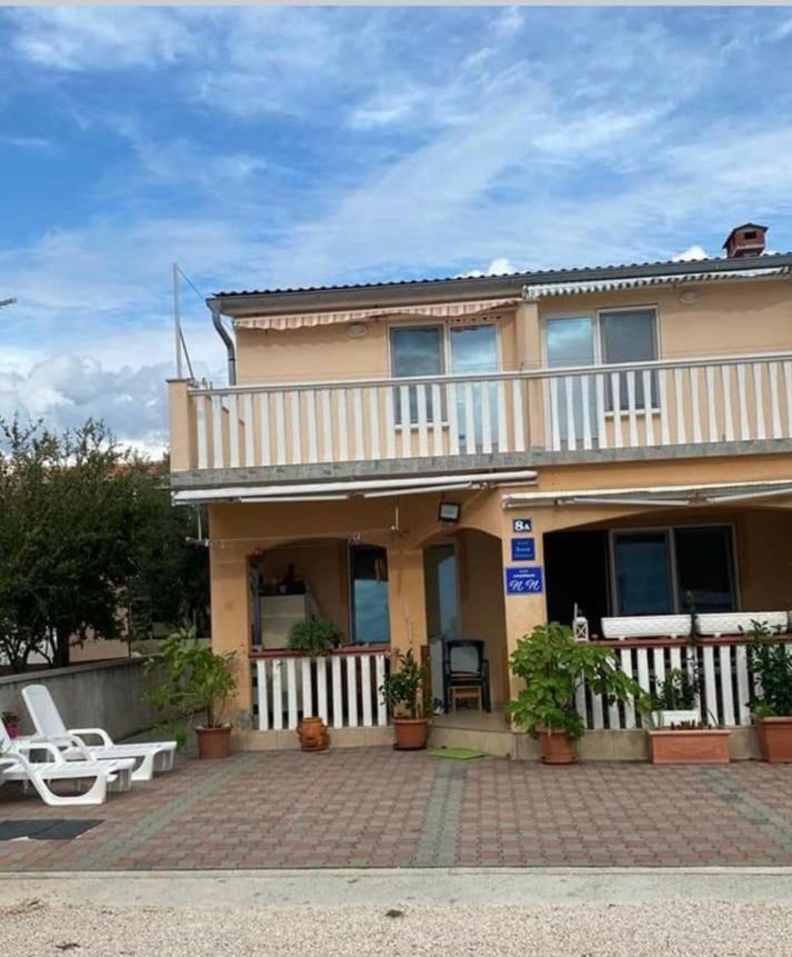 N.N Apartment Vir Exterior photo